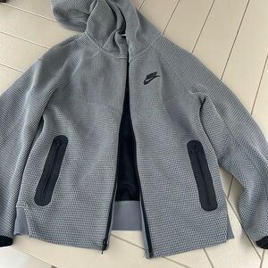 Nike tech jacket boys M